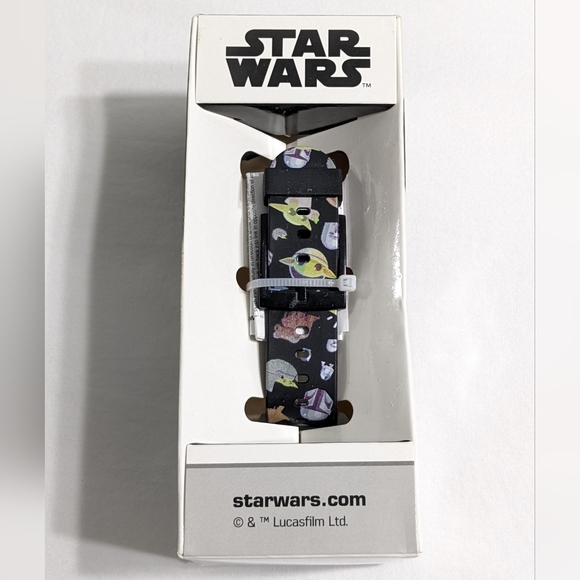 Star Wars The Mandalorian Baby Yoda Unisex LED Watch, NEW - Picture 3 of 5